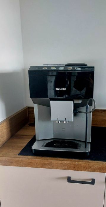 Ekspres do kawy simens EQ500 uszkodzonu
