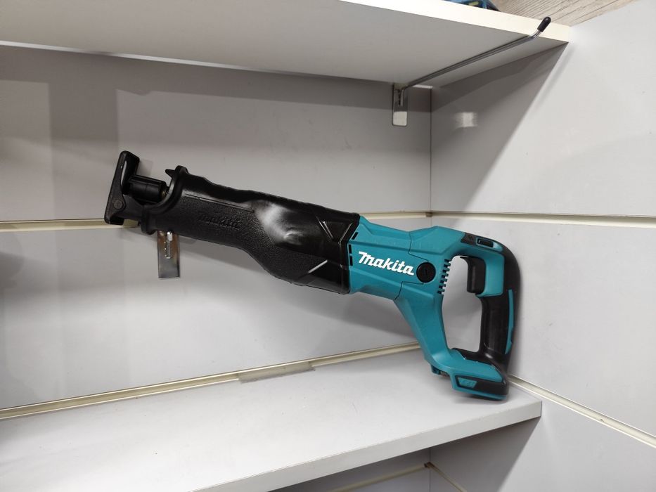 Makita DJR 186 шабельна пила сабельна Макіта оригінал