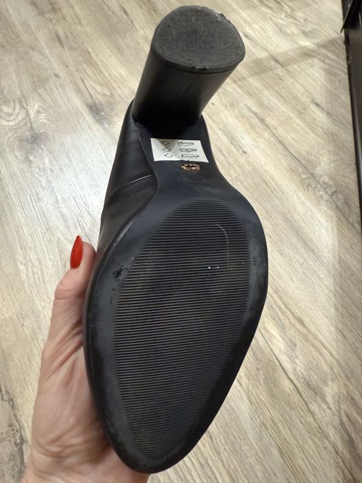 Елегантні Туфлі  чорні  жіночі