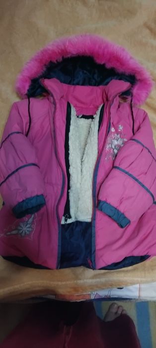 Курточка для дівчинки