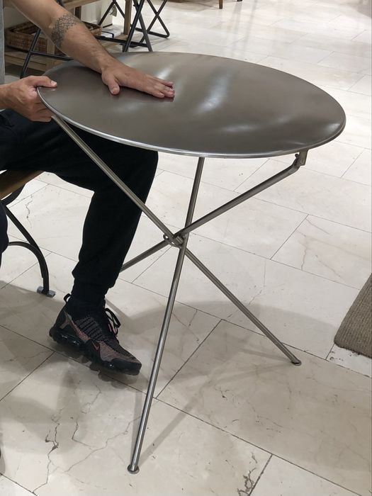 7 mesas de Inox dobráveis de exterior Zara Home - Novas