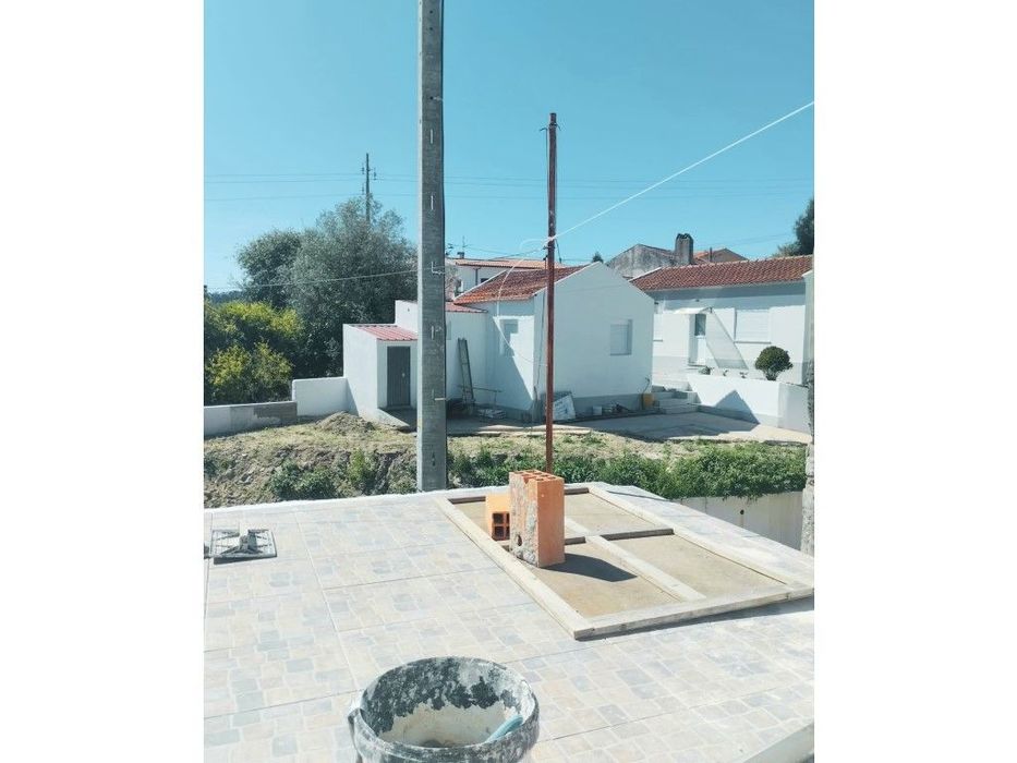 **Oportunidade Única - T1 Em Renovação