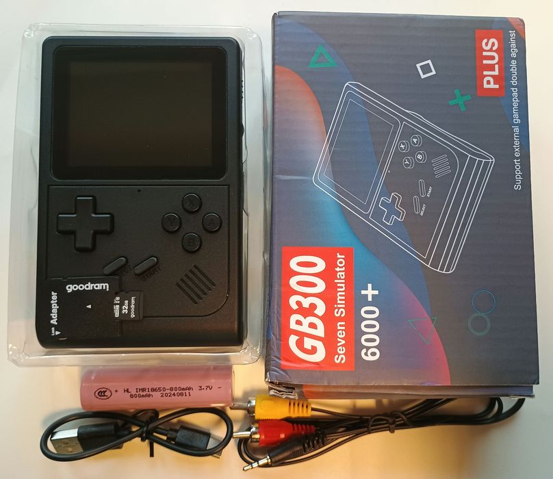 konsola data frog GB300 v2 emulator multicore gier GBA NES nie R36S