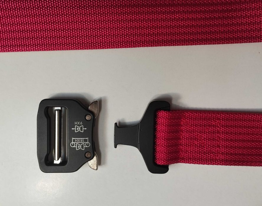 Cinto de encaixe rápido, vermelho. Bombeiro