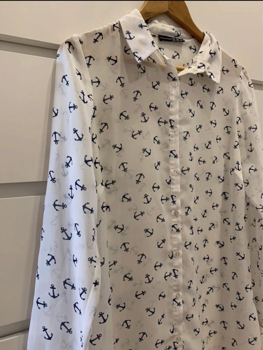 Camisa fluida branca e azul primark