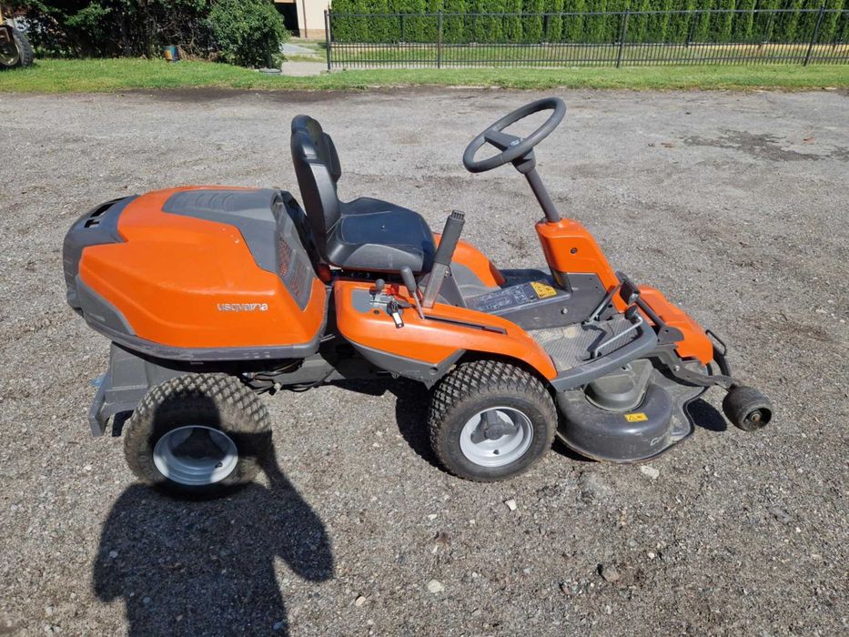 Husqvarna r214tc