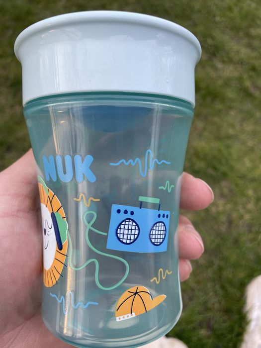 Чашка непроливайка NUK