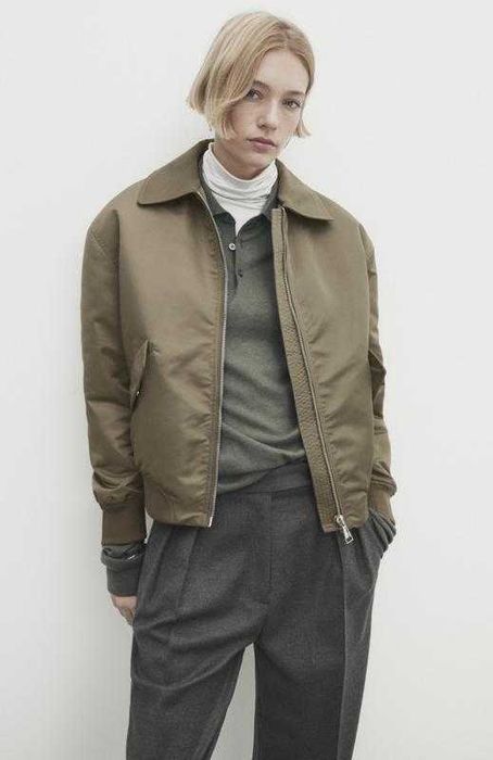 Жіночий бомбер massimo dutti S