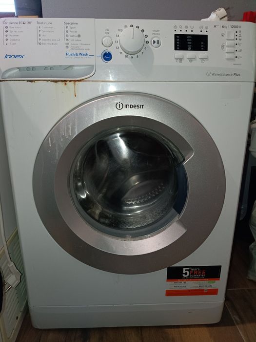 Pralka Indesit uszkodzona