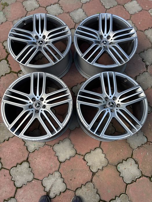 Диски R21 різно широкі для GLS, GLE