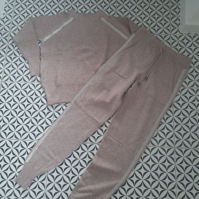 Cieply komplet sweter i spodnie rozmiar S/M