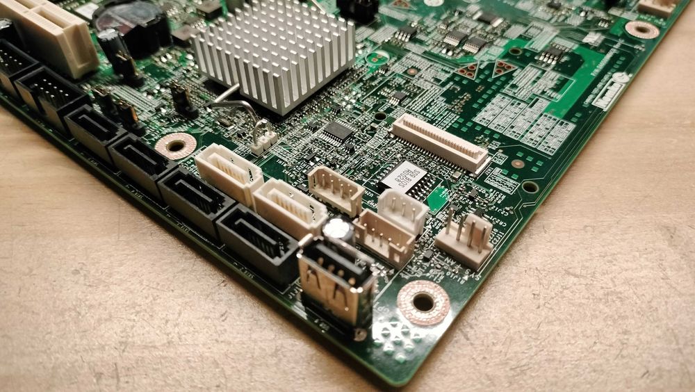 Płyta główna serwerowa Intel Server Board S1200BTL (LGA/Socket 1155)
