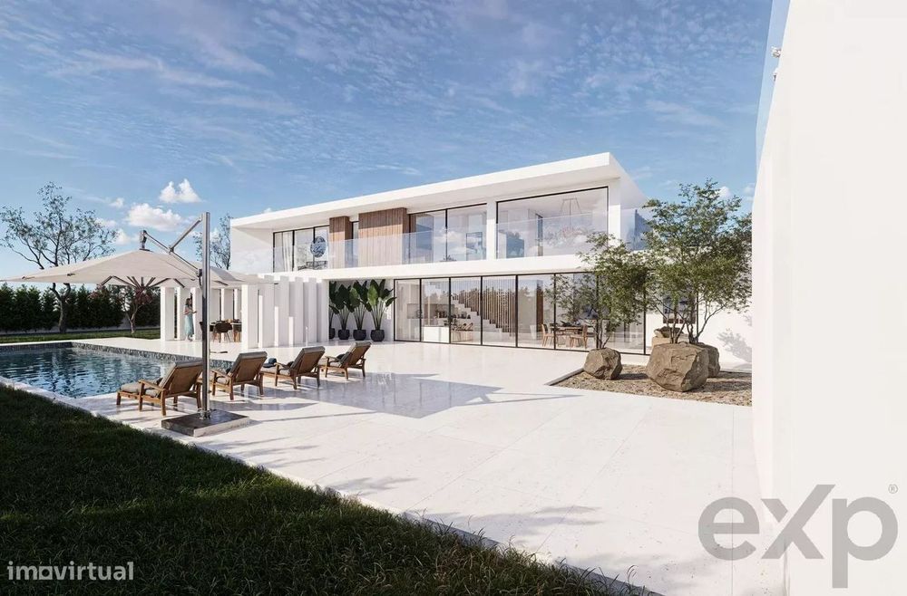 Lote de Terreno Premium com Projeto de Arquitetura Aprovado | Cerro Az