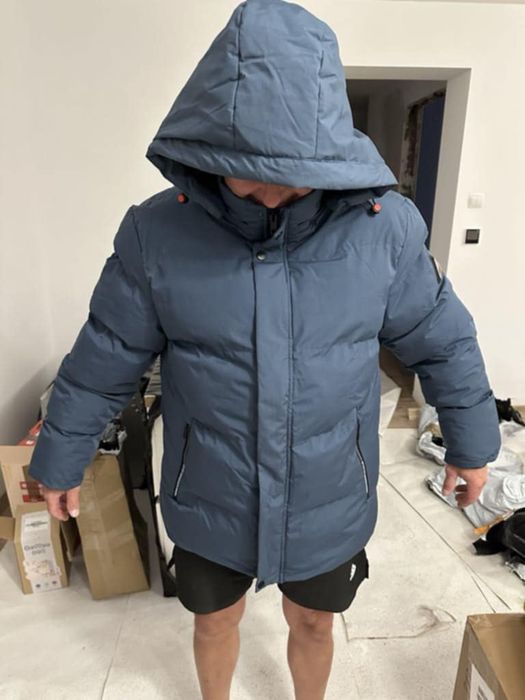 Kurtka przeciwdeszczowa Xl pisać na priv