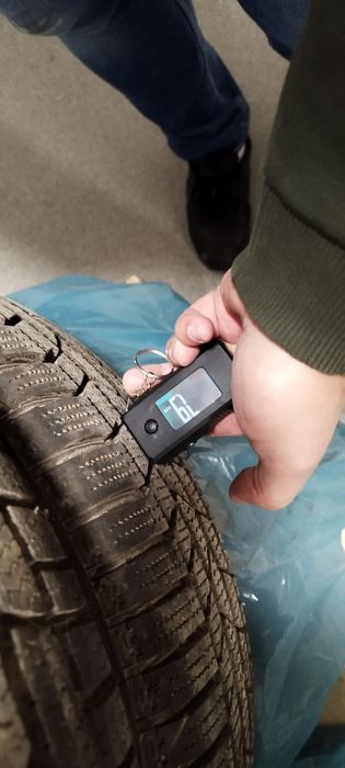 Koła zimowe dwa komplety 205/60/16, 108x5, 65,1