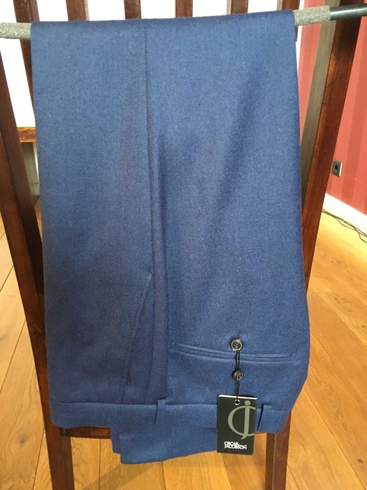 Garnitur Oscar Jacobson, r.46,granatowy,wełna Vitale Barberis 120,nowy