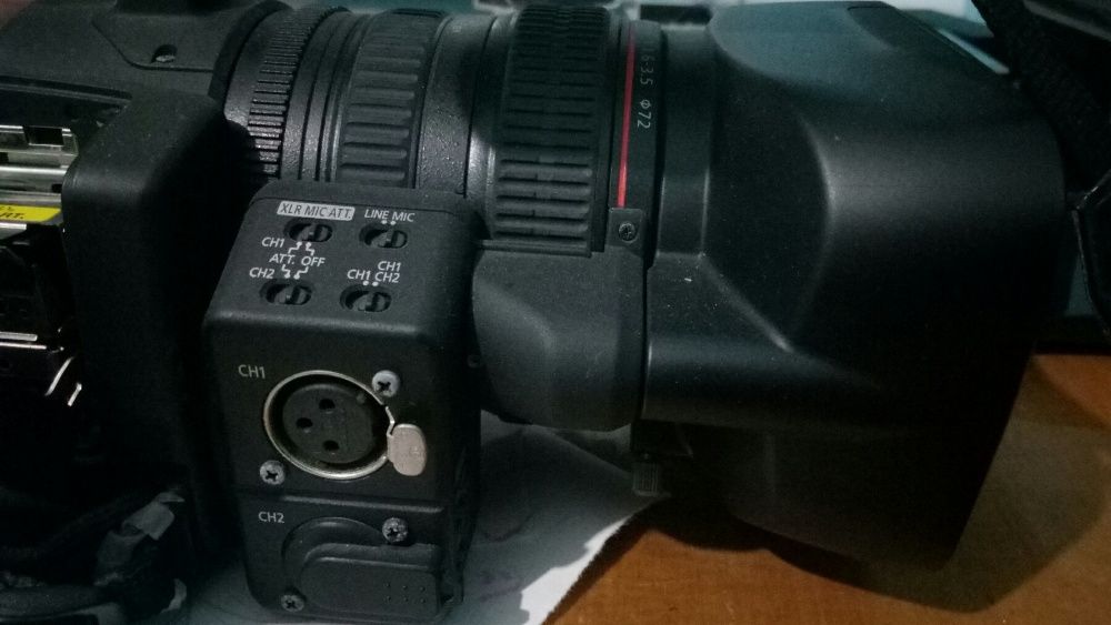 Відеокамера професійна / Видеокамера Canon XH A1 відеозйомка