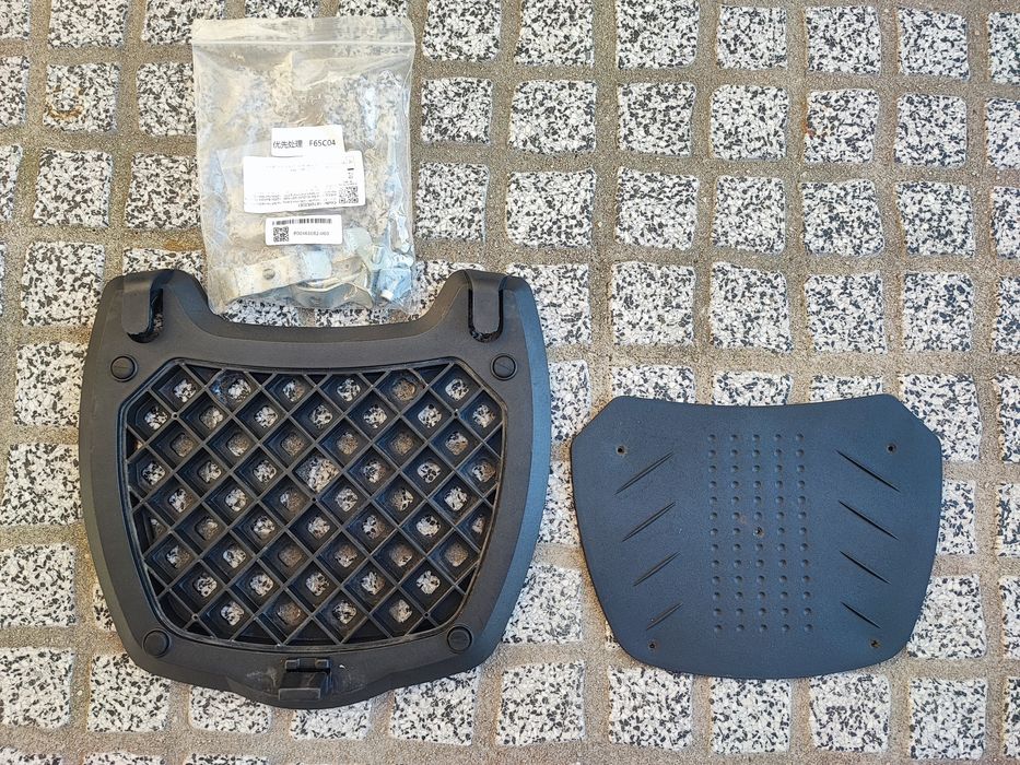 Top Case Universal  47L para Moto