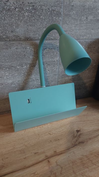 Kinkiet lampa ścienna z półką i USB Luce Design Gulp Miętowa