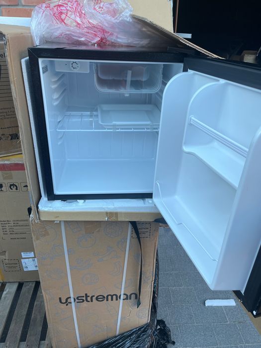 Sprzedam nowe lodówki firmy FOHERE  lodówki 90 litów i 46 litrów