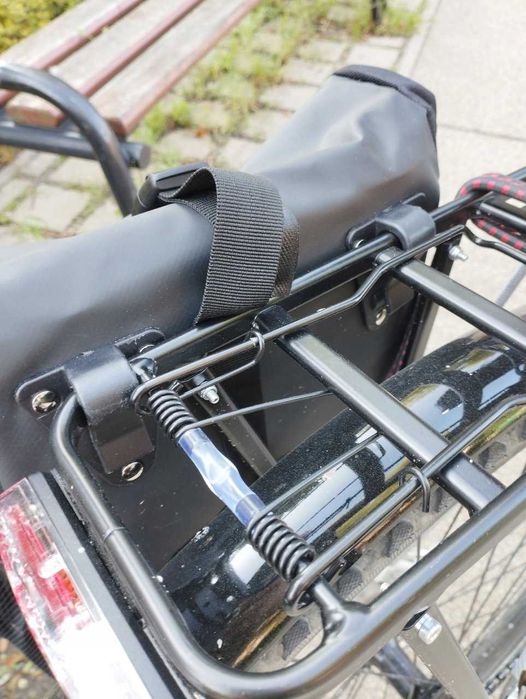 NOWA sakwa rowerowa wodoodporna 15L na tylny bagażnik doczepiana