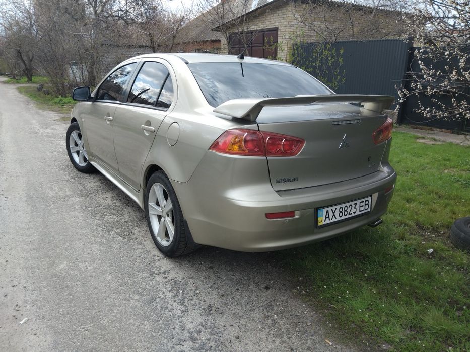 Lancer  10 х Mitsubishi 2007 gaz