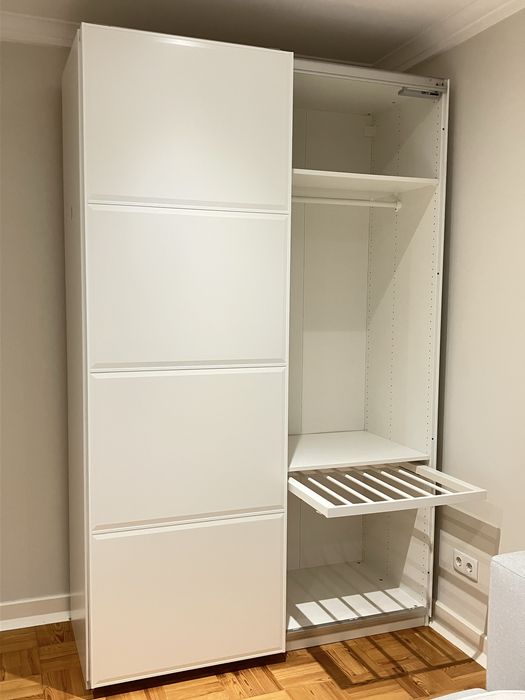 Roupeiro PAX 150x286