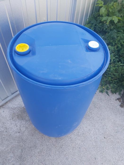Beczki plastikowe 220 l