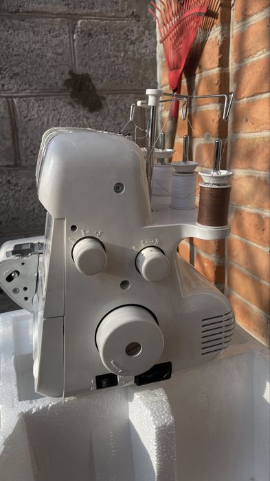 Оверлок Jaguar T-77DW