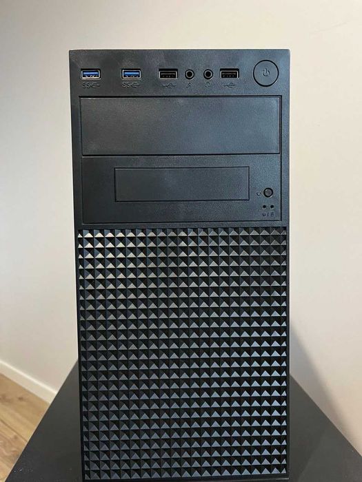 OBUDOWA PC KOMPUTEROWA mini tower micro atx usb 3.0 usb 2.0 jack