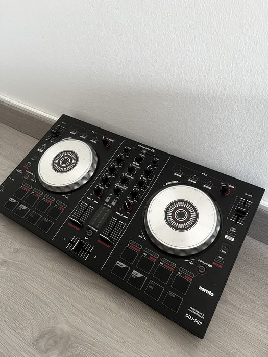 Pioneer DDJ-SB2 - DJ Controller