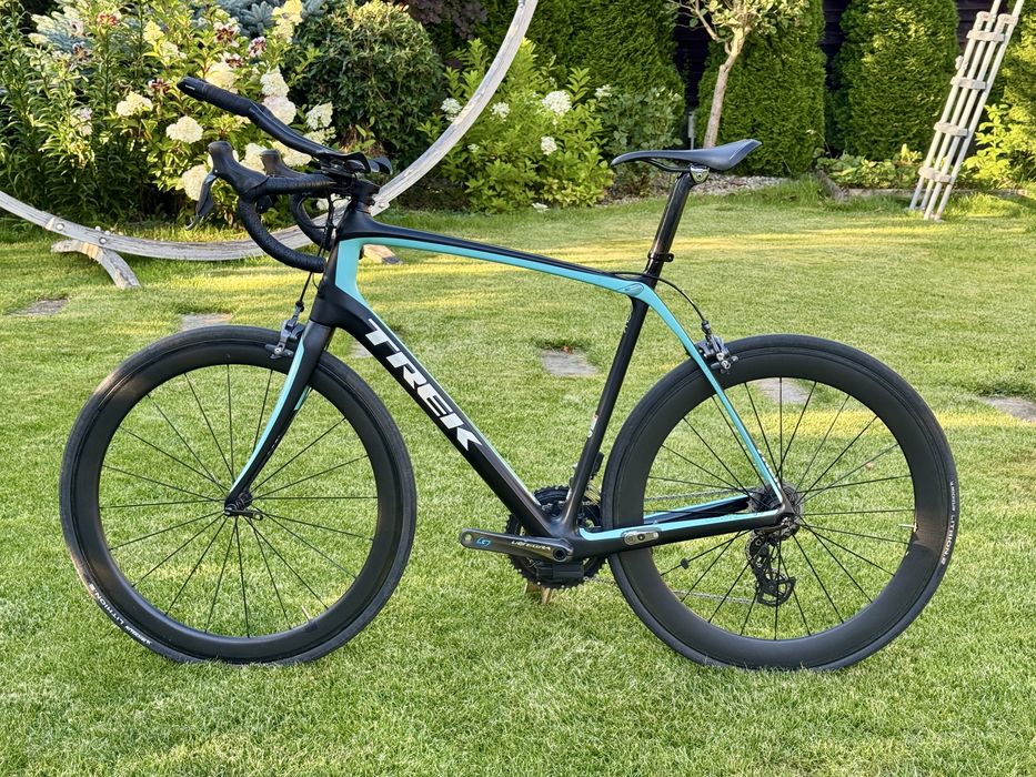 Rower szosowy Trek Domane  5.9, Ultegra Di2,  pomiar mocy, carbon 7,66 kg, rozmiar XL