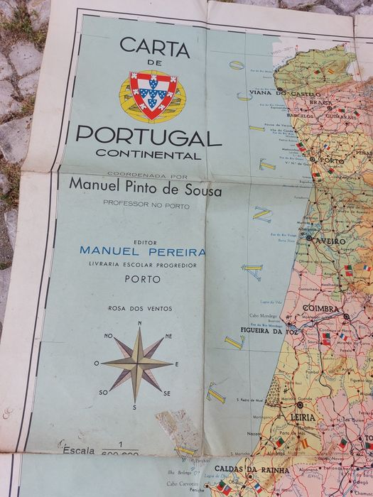 Mapa carta de Portugal, de 1965 escala 1/600, de Manuel Pinto Sousa