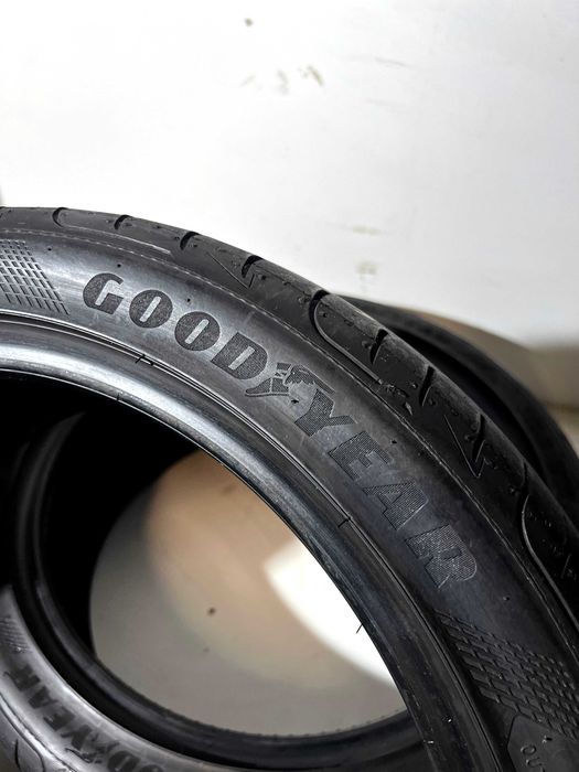 Pneus Goodyear Eagle F1 Asymetric 5 - 235/40/18 - Excelentes