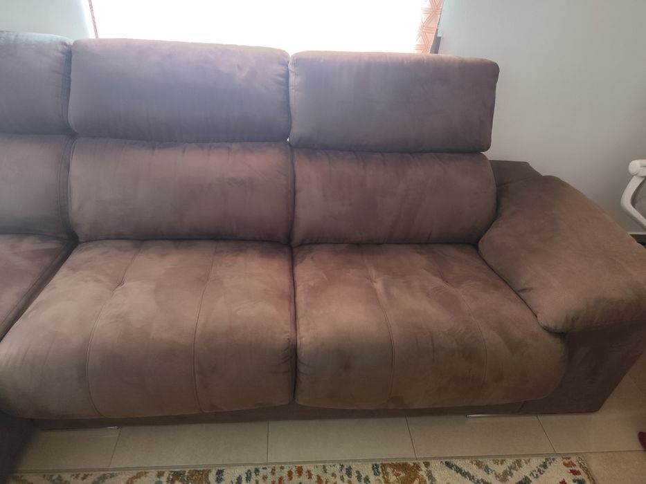 Sofá chaise longe  3 lugares