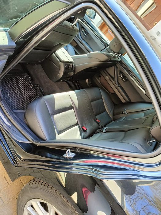 BMW F-10 520d 2012r.