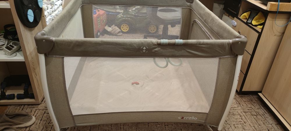 Продам дитячий манеж Carrello в чудовому стані!