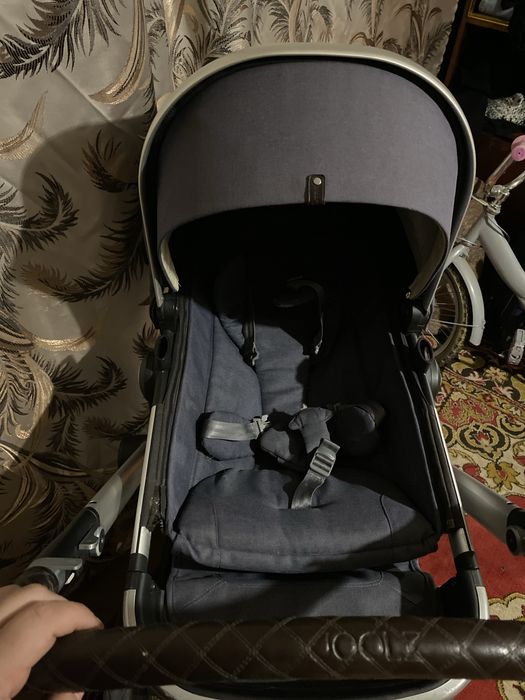 Коляска в хорошем состоянии