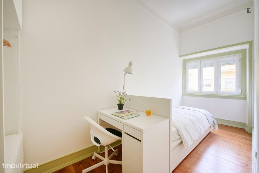 Quarto - localizado em Alcântara Lisbon