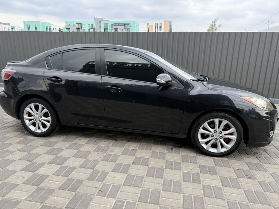Продам Mazda 3..