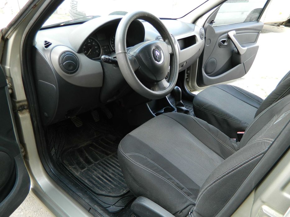 Renault Logan 1,4 2011 г.в. с КОНДИЦИОНЕРОM, ГАЗ/бензин 4-го поколения