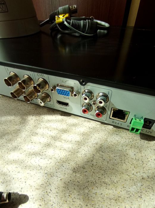 Zestaw monitoringu MW POWER rejestrator IP 4xCH.+kamera IR /5MPX.