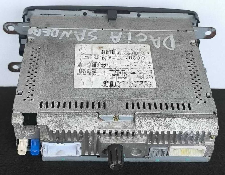 Rádio / Auto Rádio 281158799R - RENAULT DUSTER