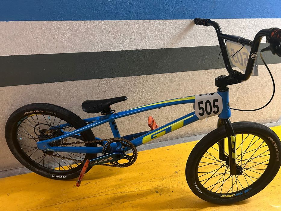 Bmx race gt bom estado
