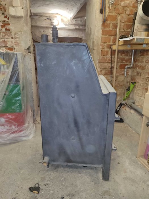 Kominek z płaszczem wodnym