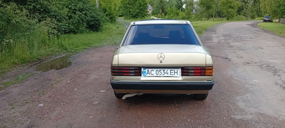 Продам Мерседес 190