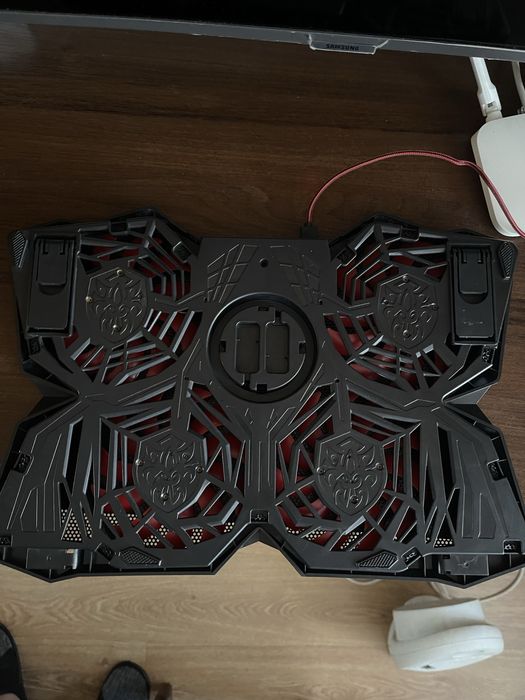 Підставка для ноутбука