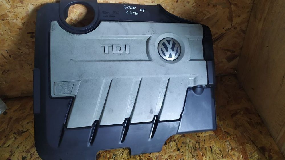TAMPA DO MOTOR VOLKSWAGEN GOLF VI PASSAT 03L103925AM