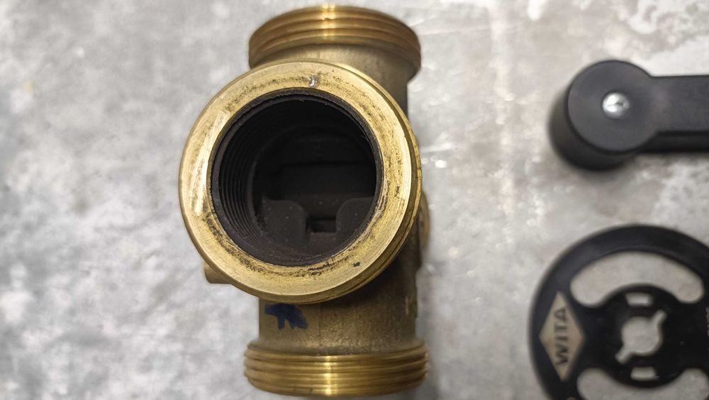 Zawór mieszający 4 drogowy Hel Wita calowy