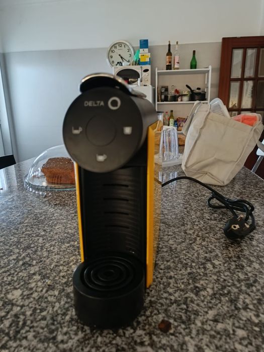 Maquina de cafe delta Q